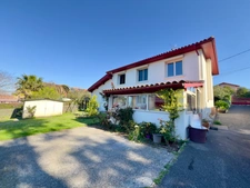 À VENDRE : Maison 7 pièces de 176 m² à Tarnos - FORT POTENTIEL en EXCLUSIVITÉ !