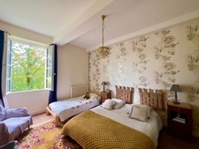 Exceptional Mansion – Between authenticity and elegance