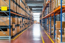 À VENDRE – MURS D’ENTREPÔT AVEC BUREAUX – 950 m² – SECTEUR PAU EST
