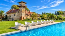 BIARRITZ — LE BEAUMANOIR Manoir du XIXe siècle · Hôtel 5 étoiles · Cession de parts sociales incluant l’immobilier et l’exploitation hôtelière