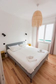 BAYONNE (64) APPARTEMENT 100 M² – 3 CHAMBRES – IDÉAL 3 ÉTUDIANTS
