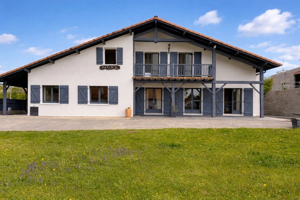 🌿 Maison familiale avec double logement – 240 m² – Terrain 1126 m² – Exclusivité