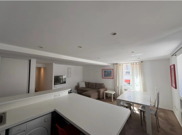 🏠 T3 MEUBLÉ — BIARRITZ QUARTIER DES HALLES | Bail annuel