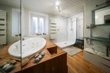 BAYONNE, QUARTIER DES ARÈNES, MAISON FAMILIALE DE 211 m² 