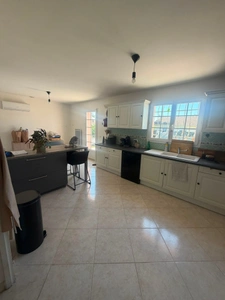 Saint-Sauveur – Élégante maison familiale de 151 m² sur un terrain de 1 600 m²
