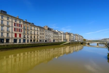 Le charme bayonnais au fil de la Nive 