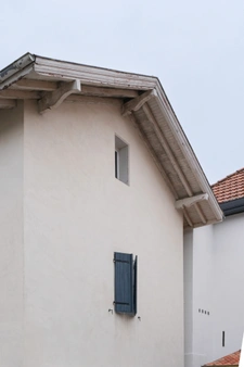 BAYONNE, QUARTIER DES ARÈNES, MAISON FAMILIALE DE 211 m² 