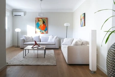 ASCAIN Superb renovated family home with mountain views 