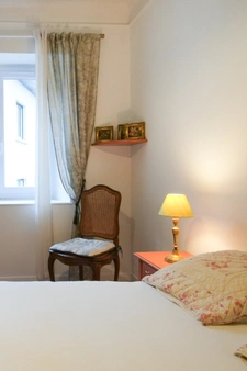 BAYONNE, QUARTIER DES ARÈNES, MAISON FAMILIALE DE 211 m² 