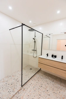 BAYONNE (64) APPARTEMENT 100 M² – 3 CHAMBRES – IDÉAL 3 ÉTUDIANTS