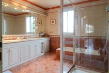 Entre authenticité basque et art de vivre, une propriété familiale d’exception aux portes de Saint-Jean-de-Luz