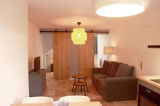 Exceptional 18th century residence, home and tourist activity in the heart of the Basque Country!