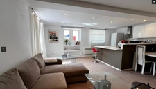 🏠 T3 MEUBLÉ — BIARRITZ QUARTIER DES HALLES | Bail annuel