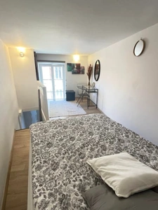 À louer – Triplex meublé d’environ 33 m² à Biarritz
