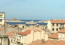 Dpt Bouches du Rhône (13), à vendre MARSEILLE 7EME ARRONDISSEMENT appartement T3   