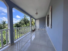À vendre - Maison T7 de 201 m² + 100 m² non habitable sur un terrain de 1493 m² - LE MARIN (972)