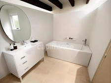 Maison à fort potentiel 183m2 habitable, grands garages, piscine, terrasse