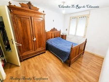 Immeuble de 3 appartements avec garages et jardins
