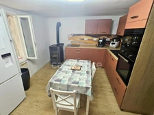 Maison à fort potentiel 183m2 habitable, grands garages, piscine, terrasse