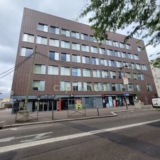 Dpt Yvelines (78), à vendre MANTES LA JOLIE locaux commerciaux et bureaux