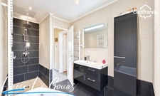 Maison mitoyenne de 97m² avec dépendances de 70m² au sol