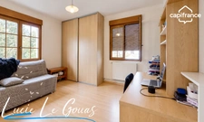 Maison mitoyenne de 97m² avec dépendances de 70m² au sol
