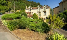 Maison de caractère familiale – 198 m² – activité de gîte possible à Viviers sur Chiers