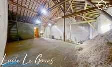 Corps de ferme de 154m² habitable avec grange, dépendances, jardin et verger – Bazailles