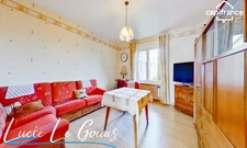 Corps de ferme de 154m² habitable avec grange, dépendances, jardin et verger – Bazailles