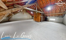 Corps de ferme de 154m² habitable avec grange, dépendances, jardin et verger – Bazailles