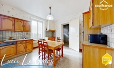 Corps de ferme de 154m² habitable avec grange, dépendances, jardin et verger – Bazailles