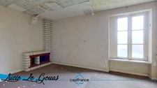 Ensemble immobilier de 220m² avec garage et jardin  