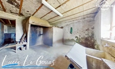 Corps de ferme de 154m² habitable avec grange, dépendances, jardin et verger – Bazailles