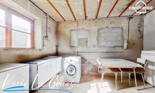 Corps de ferme de 154m² habitable avec grange, dépendances, jardin et verger – Bazailles