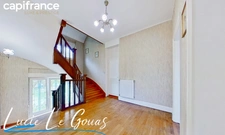 Propriété de 181m², parc clos et arbré, garage à Saulnes