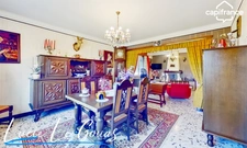 Maison individuelle de 186m² , 6 chambres, 2 garages, grand jardin.
