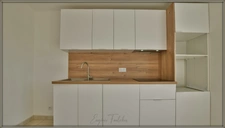 Appartement T4 rénové, clim, balcon, vue, garage et cave