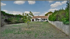 PÉZENAS – Maison de plain-pied au calme proche centre-ville