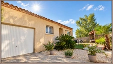 Villa plain-pied avec jardin et garage