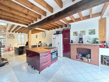 Courville-Sur-Eure à vendre, maison de village 123 m², 2 chambres avec la possibilité d'aménager une troisième chambre 