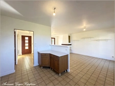 Courville-Sur-Eure - A vendre maison de plain pied, 2 chambres, terrain clos 563 m²
