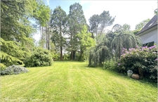 Courville-sur-Eure Maison familiale de 155 m², terrain arboré de 8317 m². Cadre exceptionnel et fort potentiel !