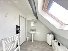 A vendre au centre de Landelles (28190) - longère rénovée de 165 m², 4 chambres, terrain clos de 900 m²