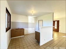 Courville-Sur-Eure - A vendre maison de plain pied, 2 chambres, terrain clos 563 m²