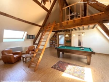Exceptionnelle maison de ville à Courville : 250m², 6 chambres & piscine Intérieure – À 15 min de Chartres