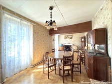 Frazé (28160)  Longère de plain-pied à rénover 100 m² habitable, jardin 1676 m² – Proche Château