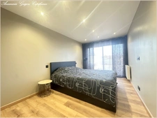 Courville-Sur-Eure, maison de plain pied, rénovée entièrement - 3 chambres, terrain clos de 2428 m²