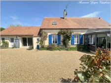 A vendre au centre de Landelles (28190) - longère rénovée de 165 m², 4 chambres, terrain clos de 900 m²