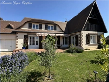 Saint-George-Sur-Eure (28190) Maison moderne d'une surface de 230 m², 6 chambres (possible 7 chambres)