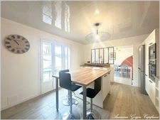 Saint-George-Sur-Eure (28190) Maison moderne d'une surface de 230 m², 6 chambres (possible 7 chambres)